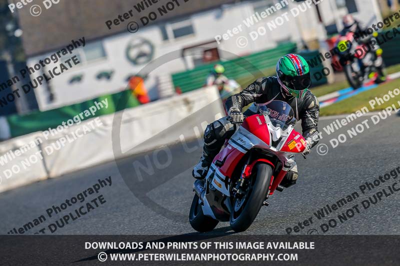 PJ Motorsport Photography 2018;enduro digital images;event digital images;eventdigitalimages;mallory park;mallory park photographs;mallory park trackday;mallory park trackday photographs;no limits trackdays;peter wileman photography;racing digital images;trackday digital images;trackday photos